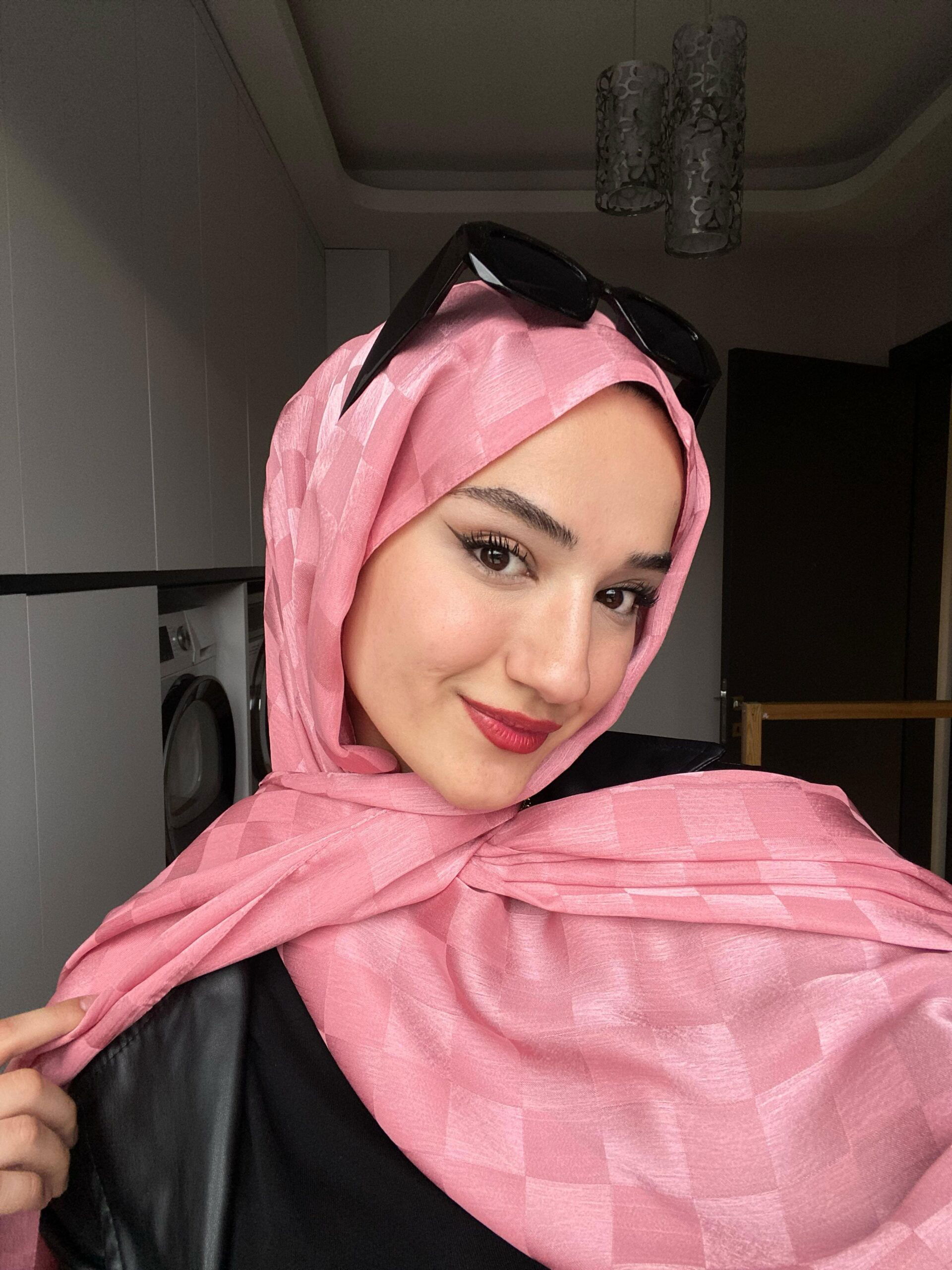 Dama Desen Jakar Şal – Koyu Pembe