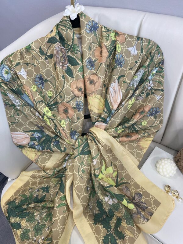 Gucci Çiçek Desen Pamuk Soft Şal 65355 – Sütlü Kahve