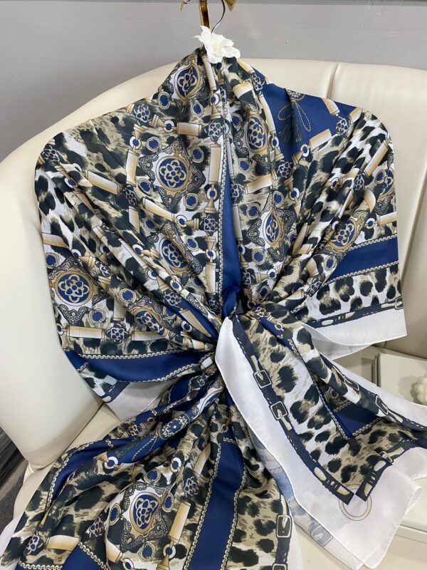 Hermes Leopar Pamuk Soft Şal 65329 – Lacivert