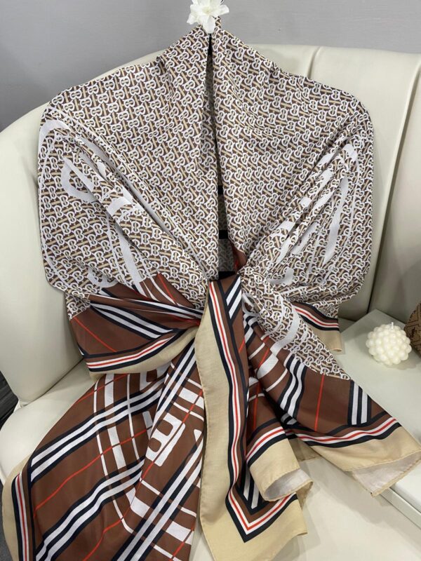 Burberry Monogram Pamuk Soft Şal 64303 – Kahve-Bej