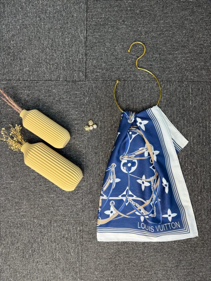 Lv Kemer Desen Pamuk Soft Şal 31230 - Lacivert - Görsel 3