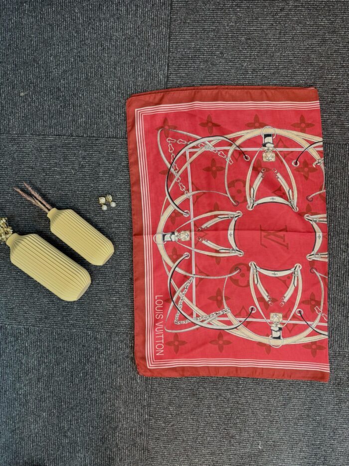 Lv Kemer Desen Pamuk Soft Şal 31230 - Kırmızı - Görsel 2