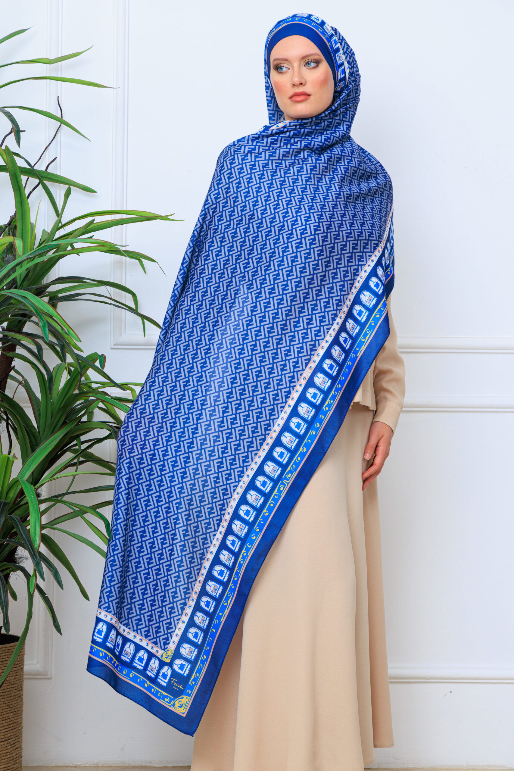 Fendi Monogram Pamuk Soft Şal 64302 - Lacivert - Görsel 5