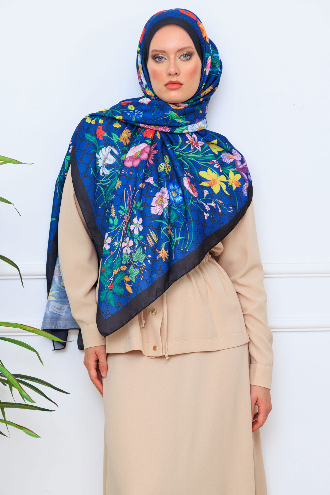 Gucci Çiçek Desen Pamuk Soft Şal 65355 - Lacivert