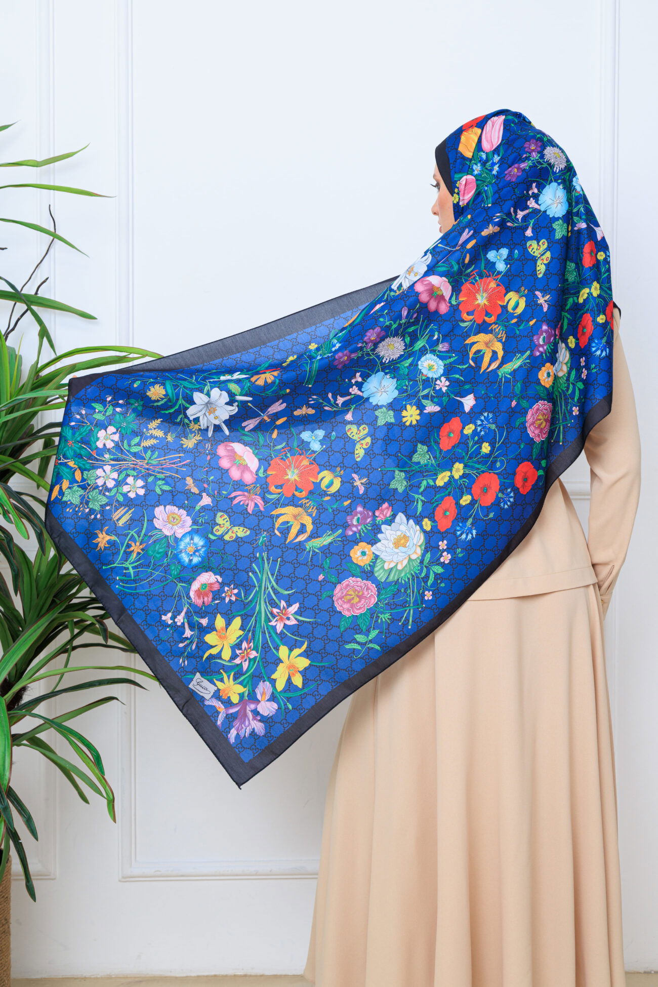 Gucci Çiçek Desen Pamuk Soft Şal 65355 - Lacivert - Görsel 4