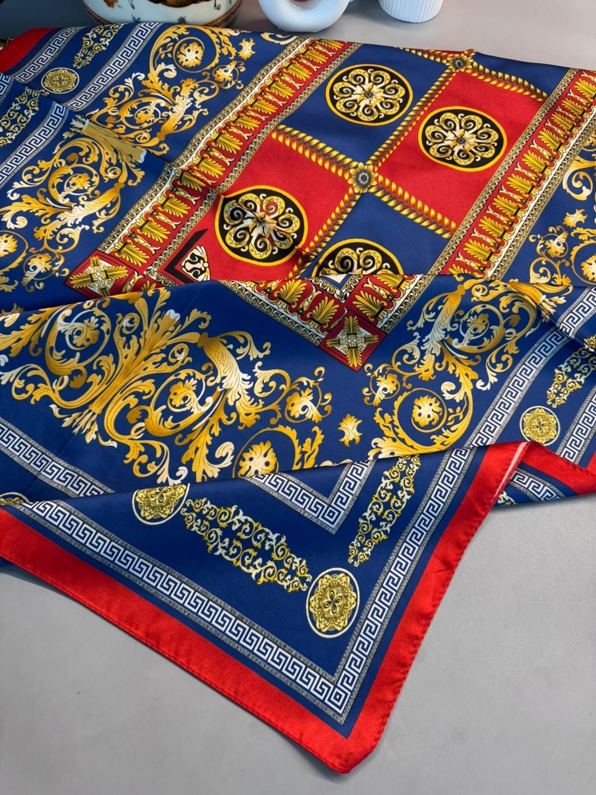 VERSACE VUAL İPEK ŞAL- 344456- KIRMIZI - Görsel 3