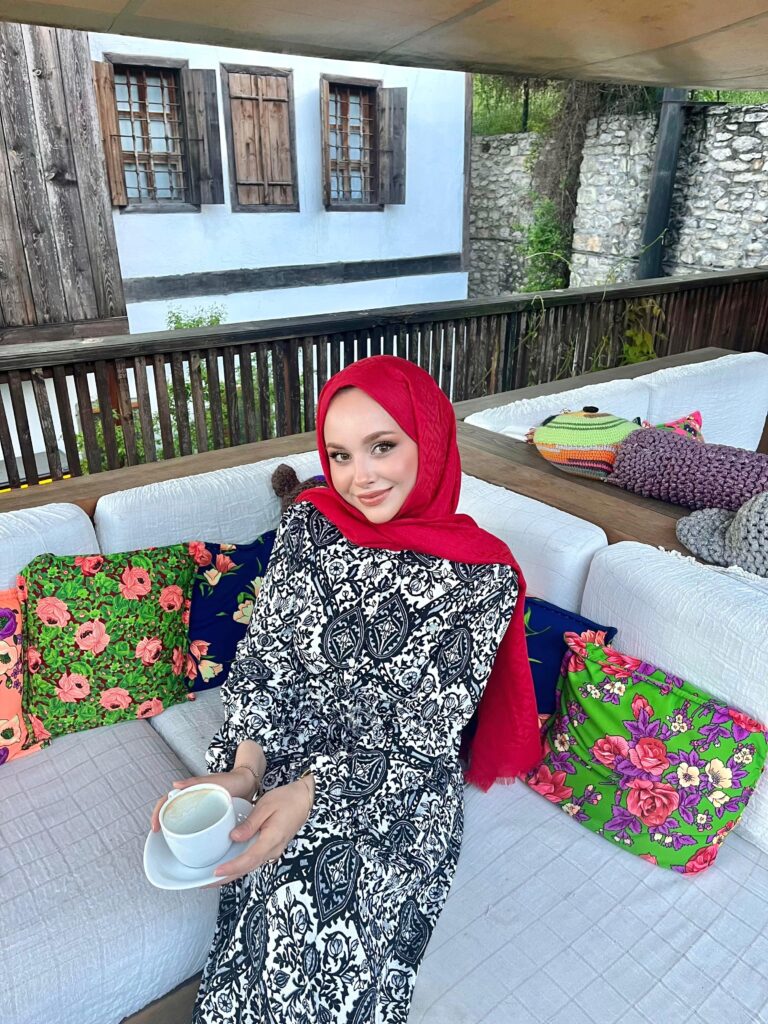 A Kalite Fendi Yün İpek Çift Taraflı Marka Şal 87452 - Kırmızı