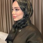 Guess Desenli İpek Kaşmir Çift Taraflı Şal - Haki-Siyah