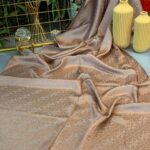 Guess Desen İpeksi Jakar Şal-75896- Açık Vizon