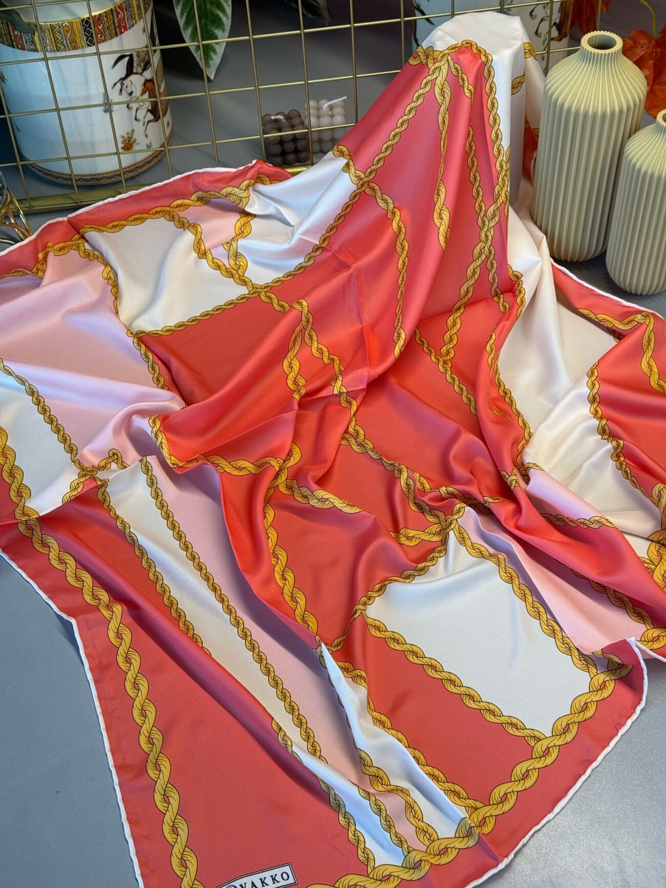 Vakko Desen Twill İpek Eşarp- ŞEKER PEMBESİ