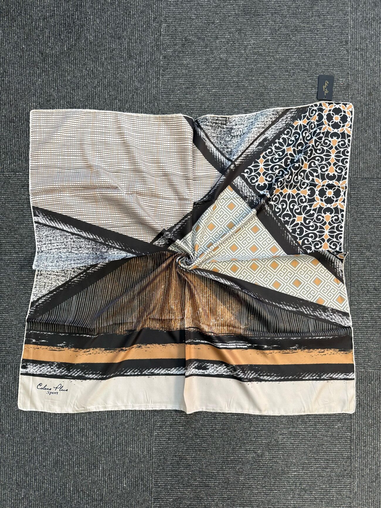 Twil   Eşarp-321660-Motif  Desen-Sİyah-