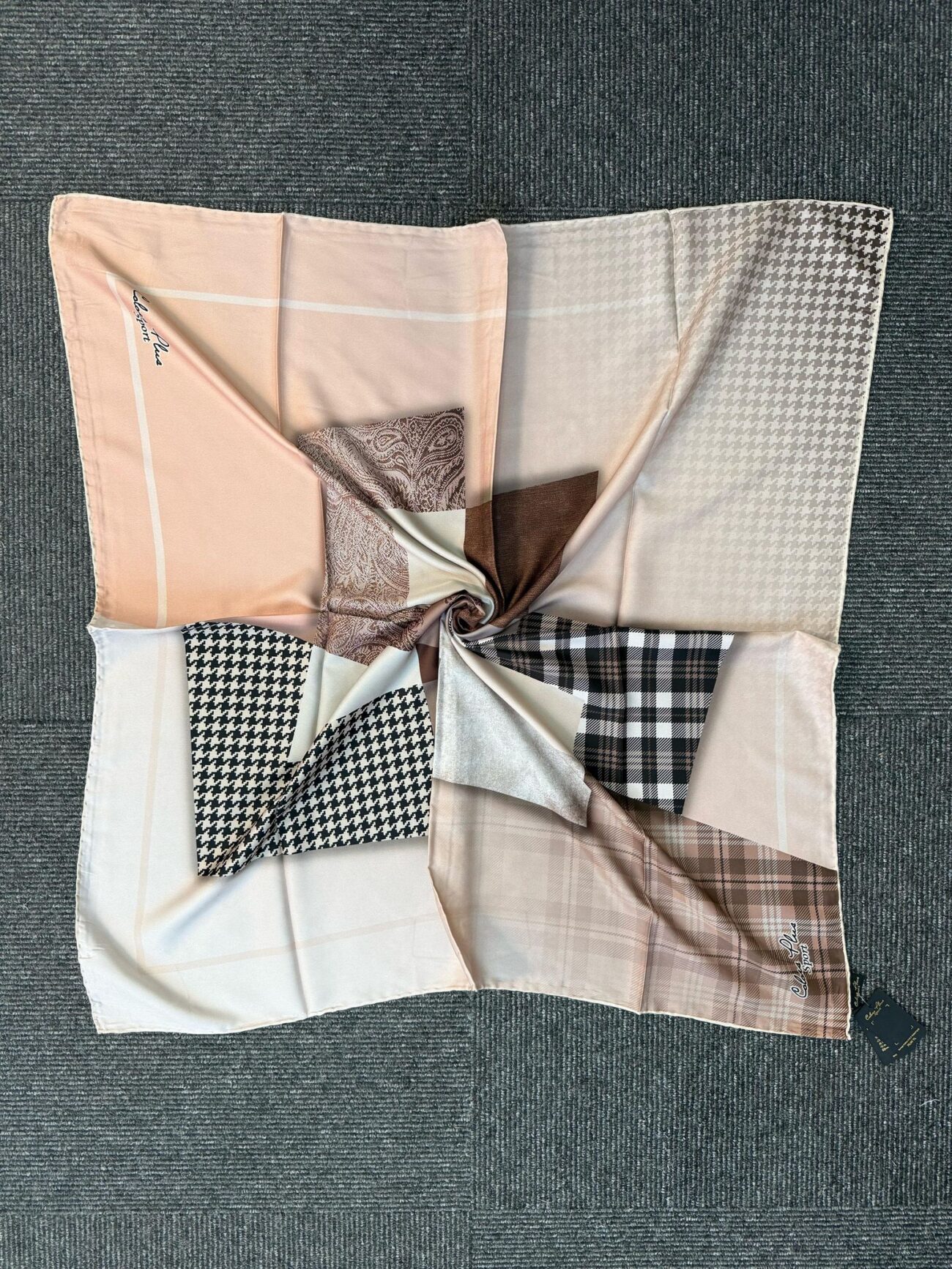 Twil  Eşarp-321661-Kazayağı Desen-Somon