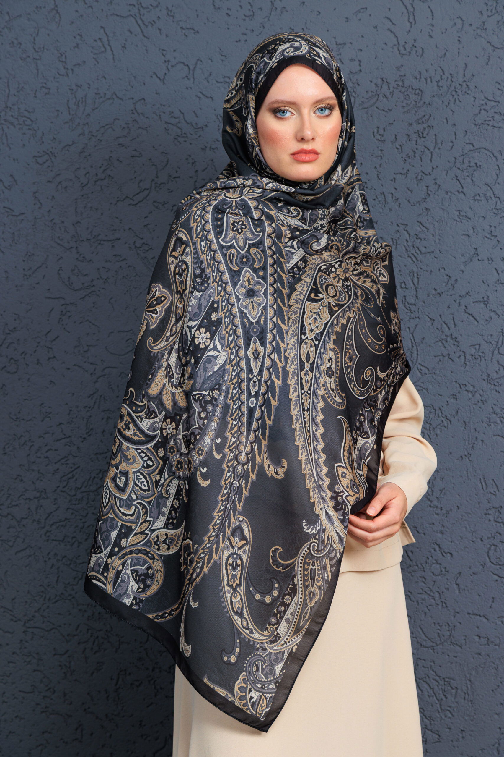 İnci Gecesi Desen Pamuk İpek Şal-10004-FÜME - Görsel 4