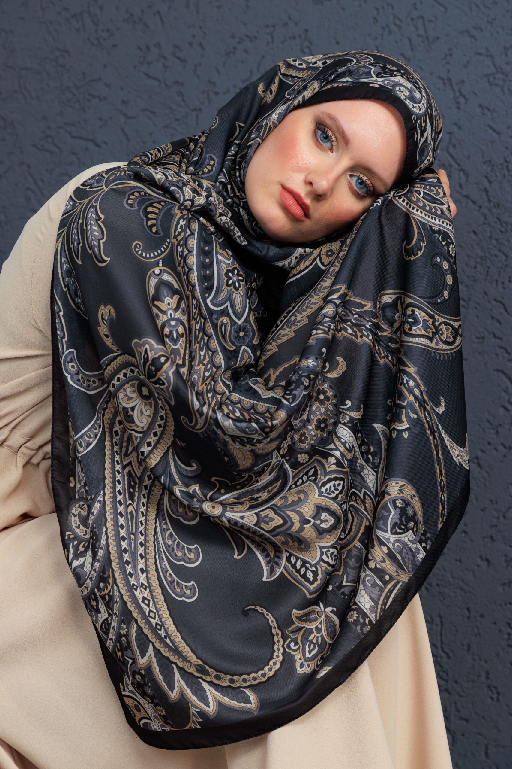 İnci Gecesi Desen Pamuk İpek Şal-10004-FÜME