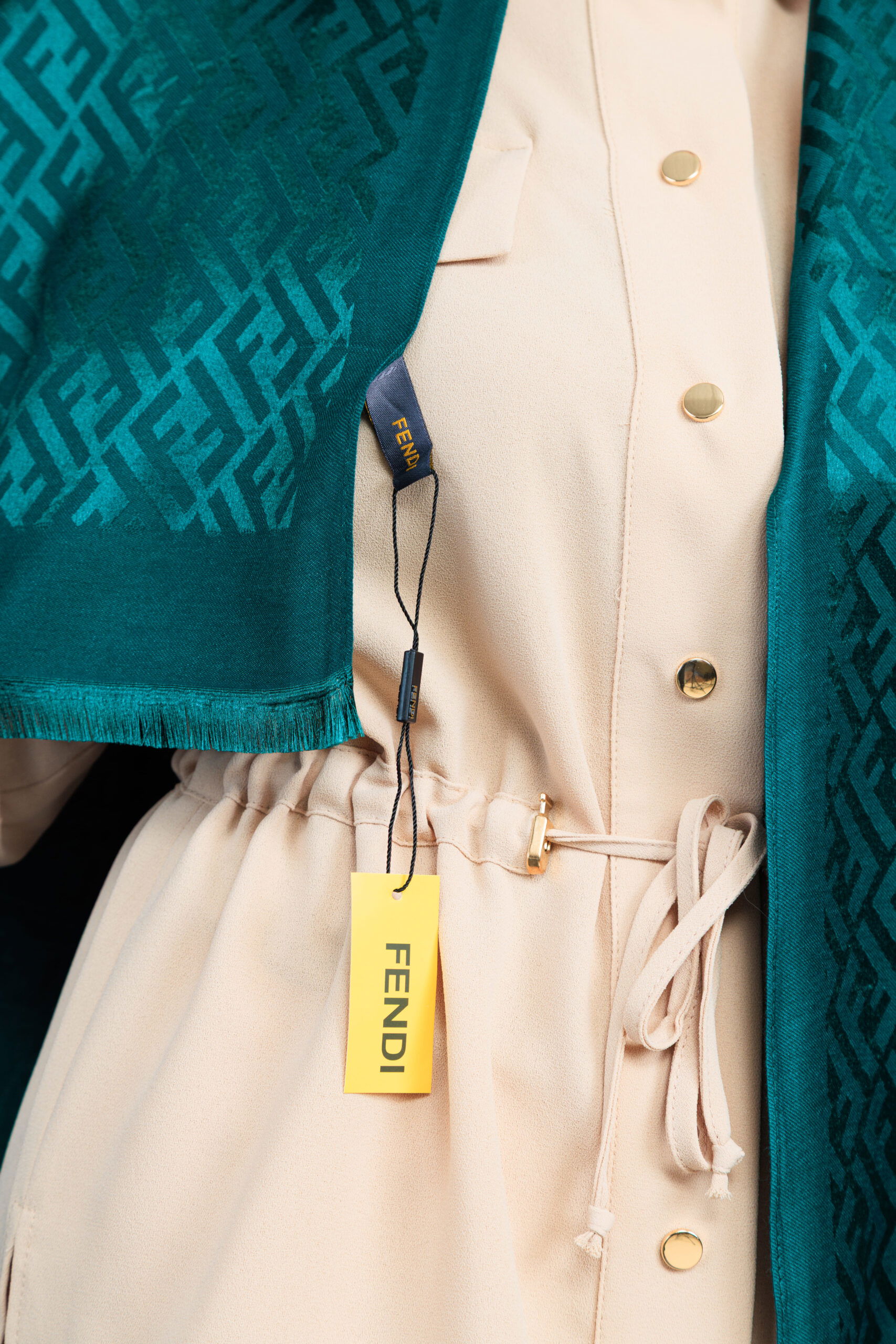 Fendi İthal Yün İpek Şal Tam Set Kutulu Sertifikalı-Zümrüt - Görsel 3