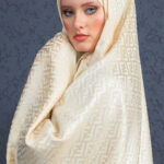 Fendi  İthal Yün  İpek Şal Tam Set Kutulu Sertifikalı-Bej