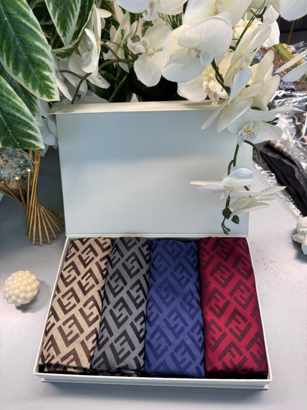 En Sevilen 4’lü Fendi   Avantajlı Set