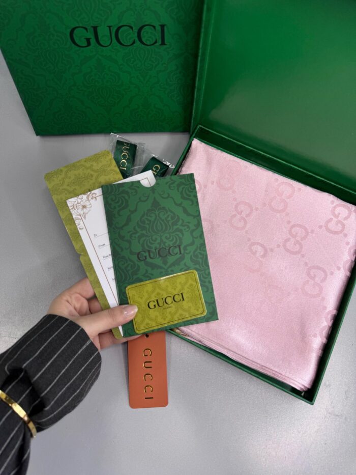 Gucci İthal Yün  İpek Şal Tam Set Kutulu Sertifikalı-Pudra - Görsel 2