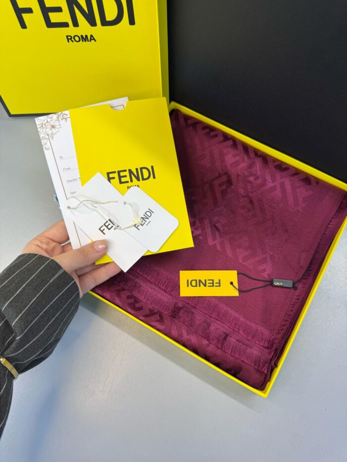 Fendi  İthal Yün  İpek Şal Tam Set Kutulu Sertifikalı-Bordo - Görsel 2
