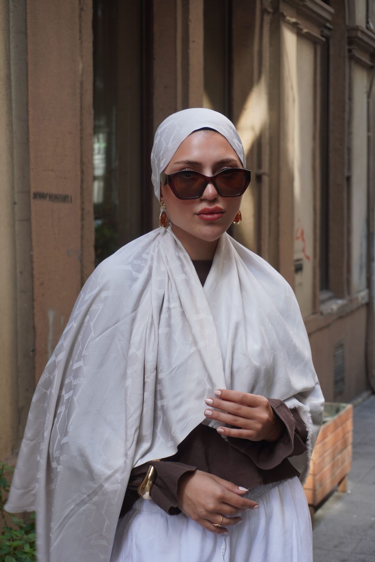 Valentino Çift Taraflı İtalyan Pamuk İpek Şal 44117 - Beyaz - Görsel 4