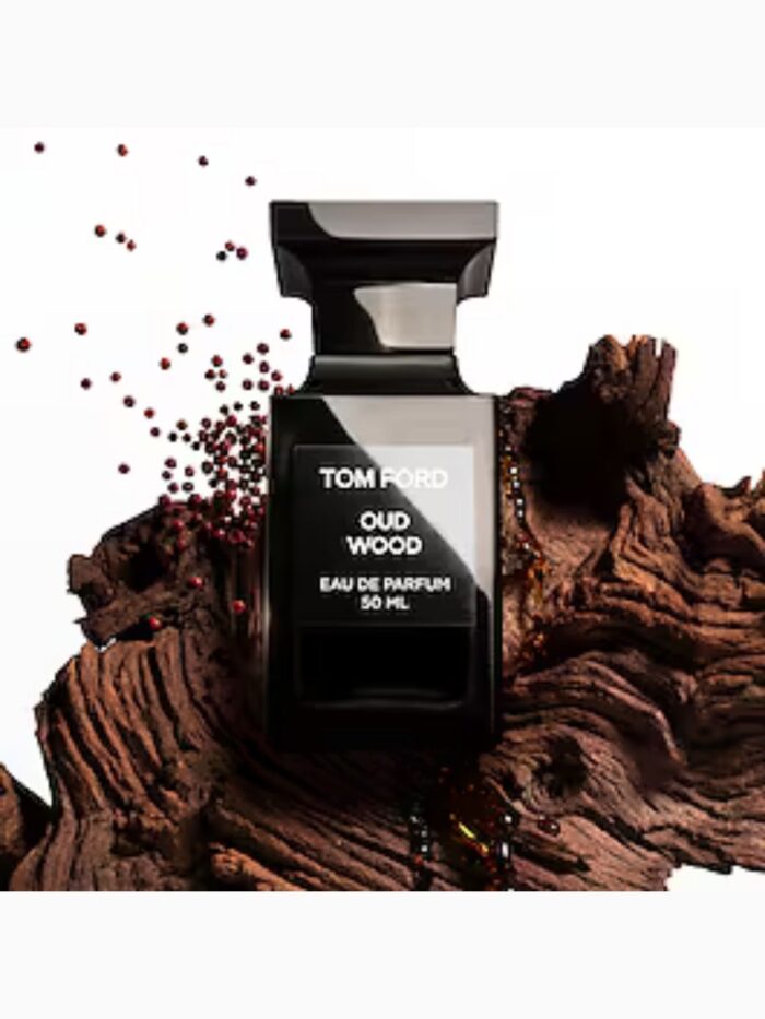 Tom Ford Oud Wood- Eau de Unisex Parfüm 100 ML - Görsel 2