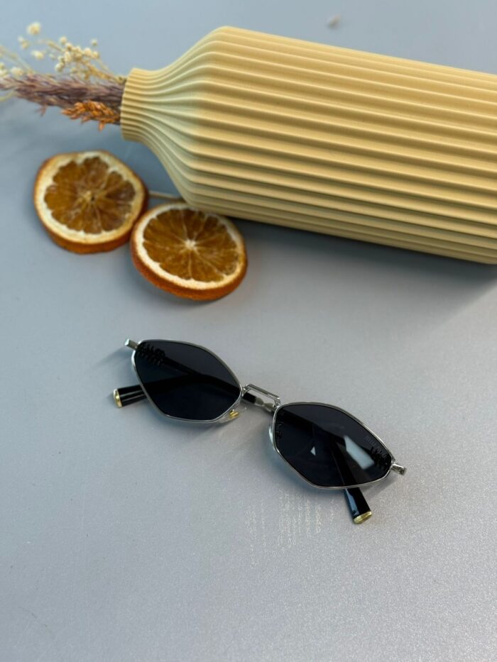 Miu Miu MU Güneş Gözlüğü- Silver siyah