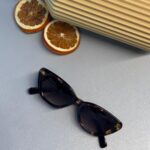 Miu Miu Cat-Eye Güneş Gözlüğü -  Kaplumbağa Kabuğu