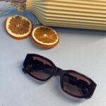 Gucci 5806 Hexagonal Güneş Gözlüğü- Vişne degrade