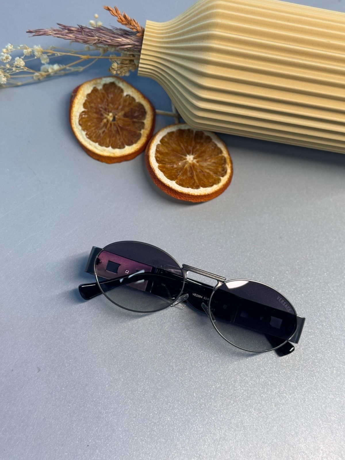 Versace VE2264 Medusa Icon Güneş Gözlüğü- Siyah-Mor degrade