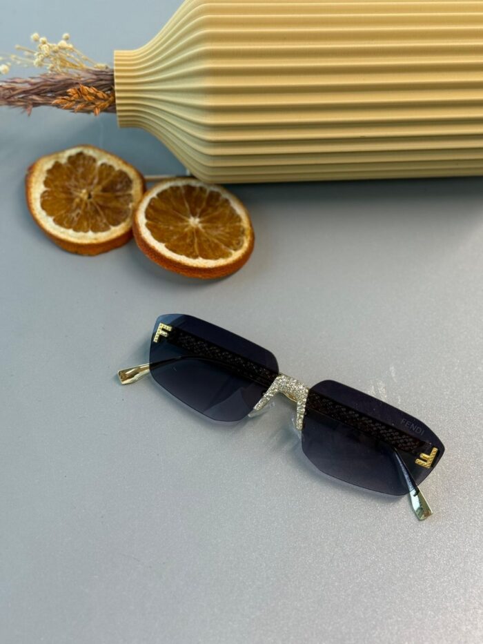Fendi Tasarım Daimond Güneş Gözlüğü - Mavi