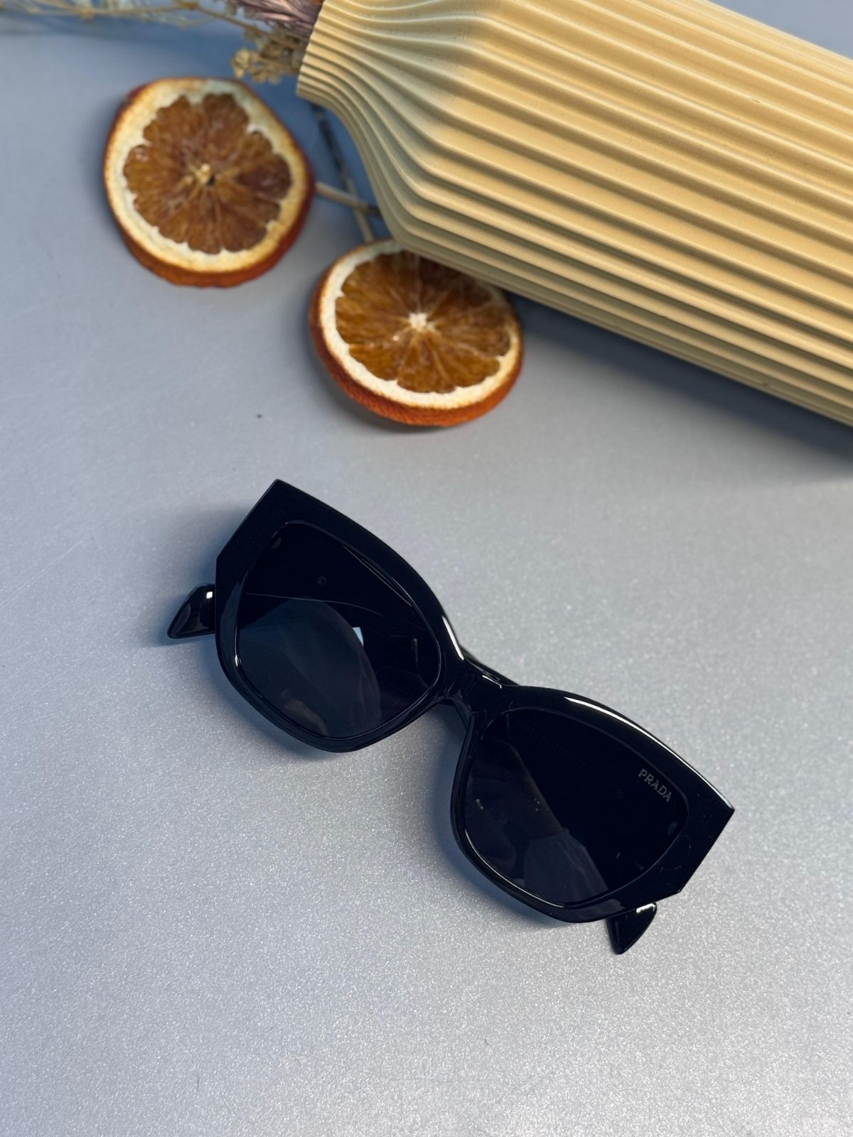 Prada Kate Spade Çerçeve Güneş Gözlüğü - Siyah