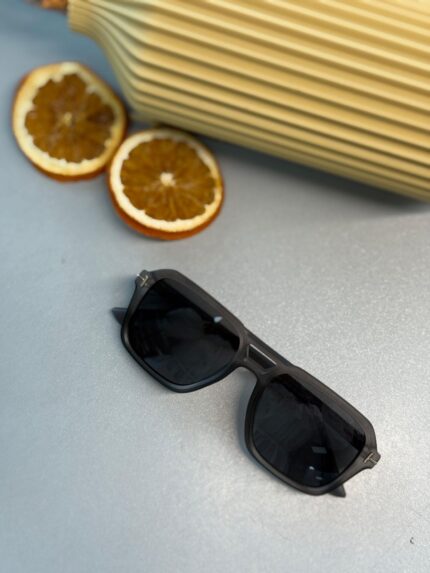 Tom Ford Dikdörtgen Güneş Gözlüğü -  Füme Mat