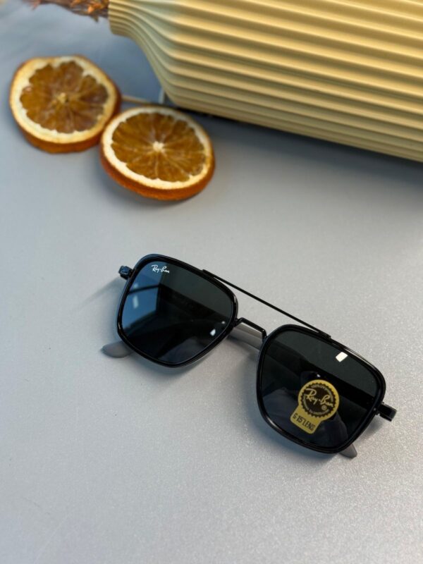 Ray-Ban Retro Square –  Siyah – Koyu Yeşil