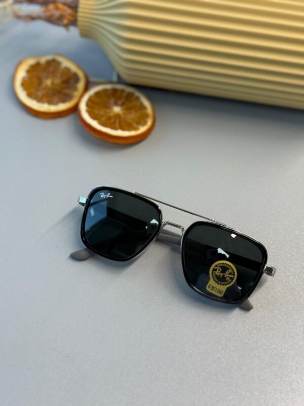 Ray-Ban Retro Square – Gümüş Krom –  Koyu Yeşil