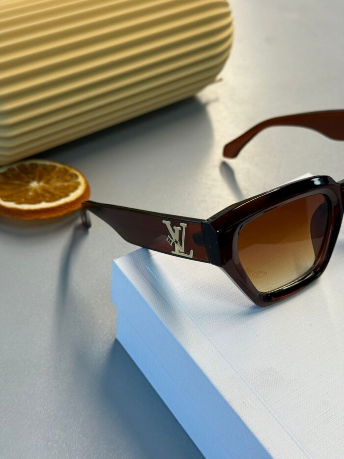 Louis Vuitton Clash Kare Güneş Gözlüğü - Koyu Kahve - Görsel 2