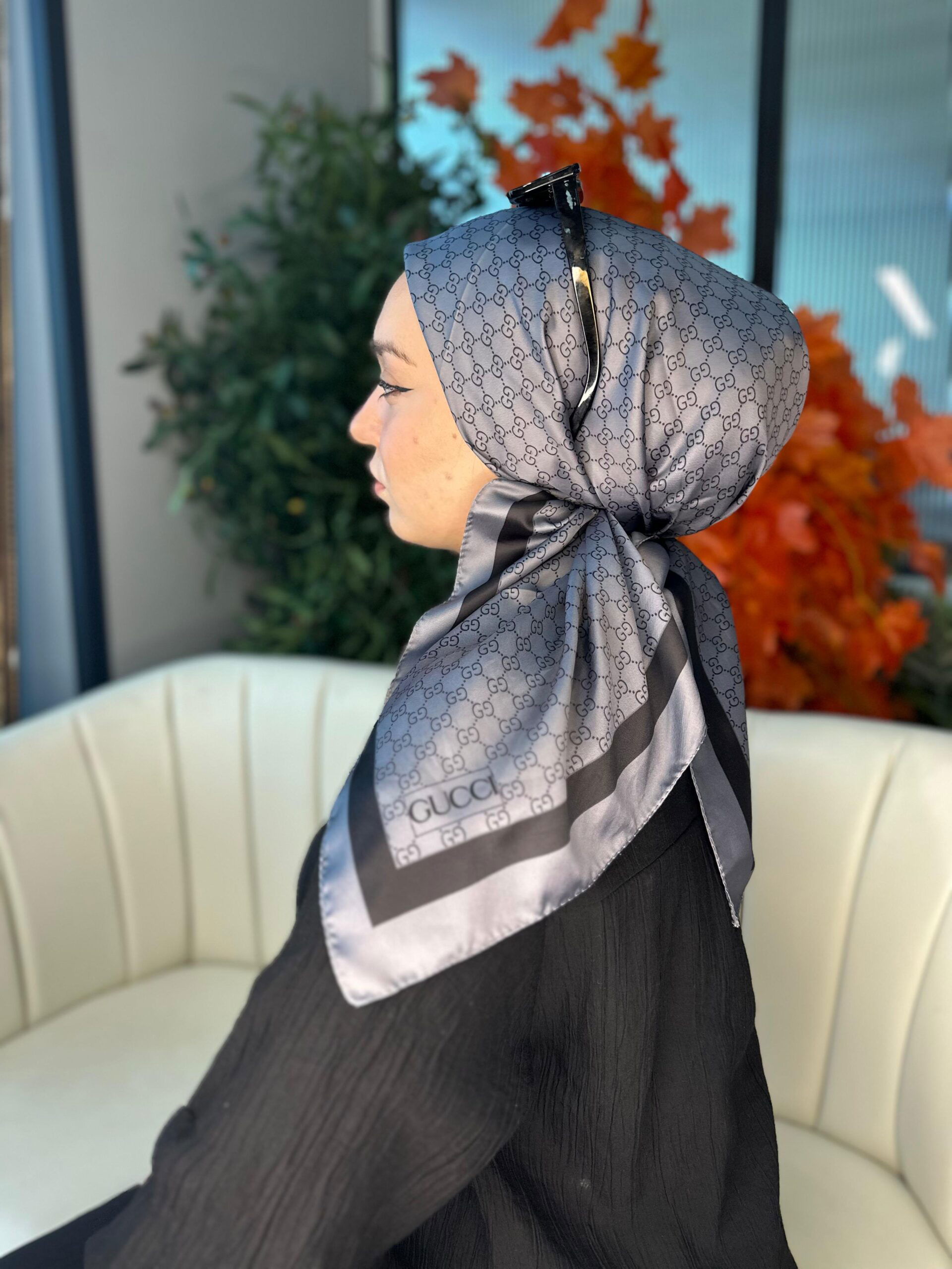 Gucci Desen Vual  İpek Eşarp-6204527-Antrasit