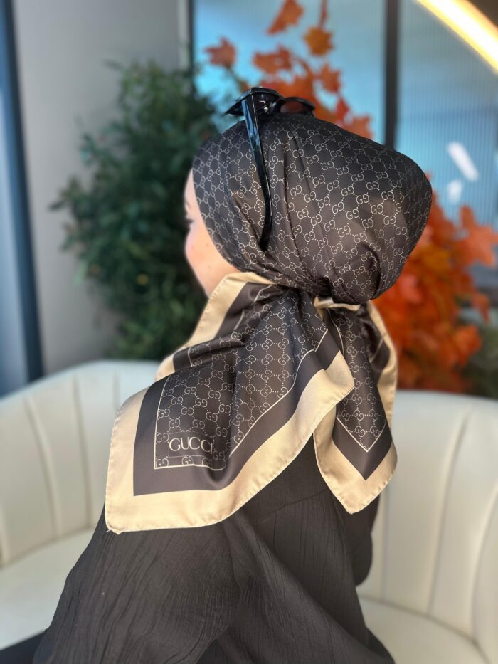 Gucci Desen Vual  İpek Eşarp-6204527-Siyah - Görsel 2