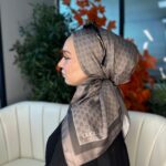 Gucci Desen Vual  İpek Eşarp-6204527-Acıkahve