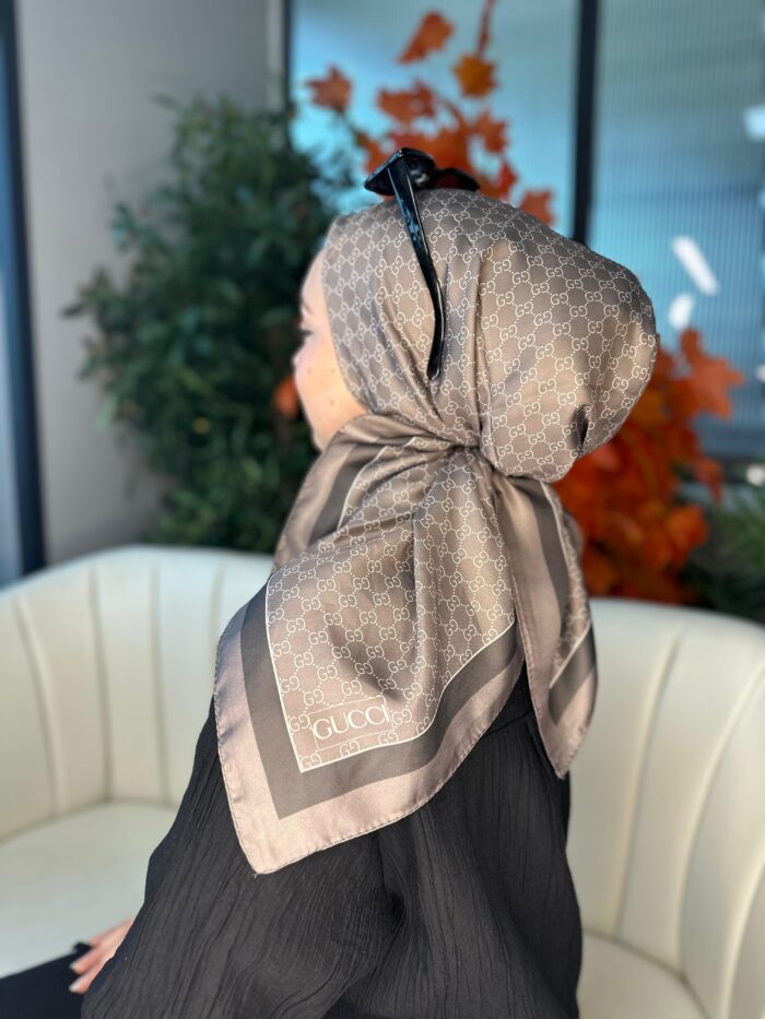 Gucci Desen Vual  İpek Eşarp-6204527-Acıkahve - Görsel 2