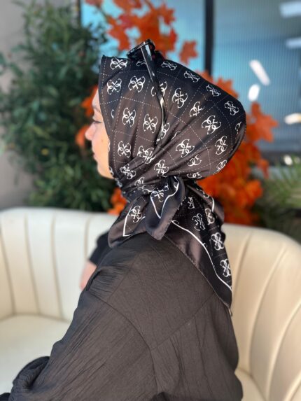 Guess Desen Vual  İpek Eşarp-6204527-Siyah