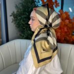 Burberry Kare   Desen Vual  İpek Eşarp-8682626-Yağ yeşili