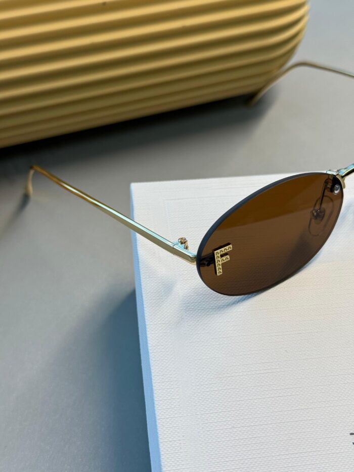 Fendi Kristal Oval Güneş Gözlüğü - Kahve Gradyan - Görsel 2