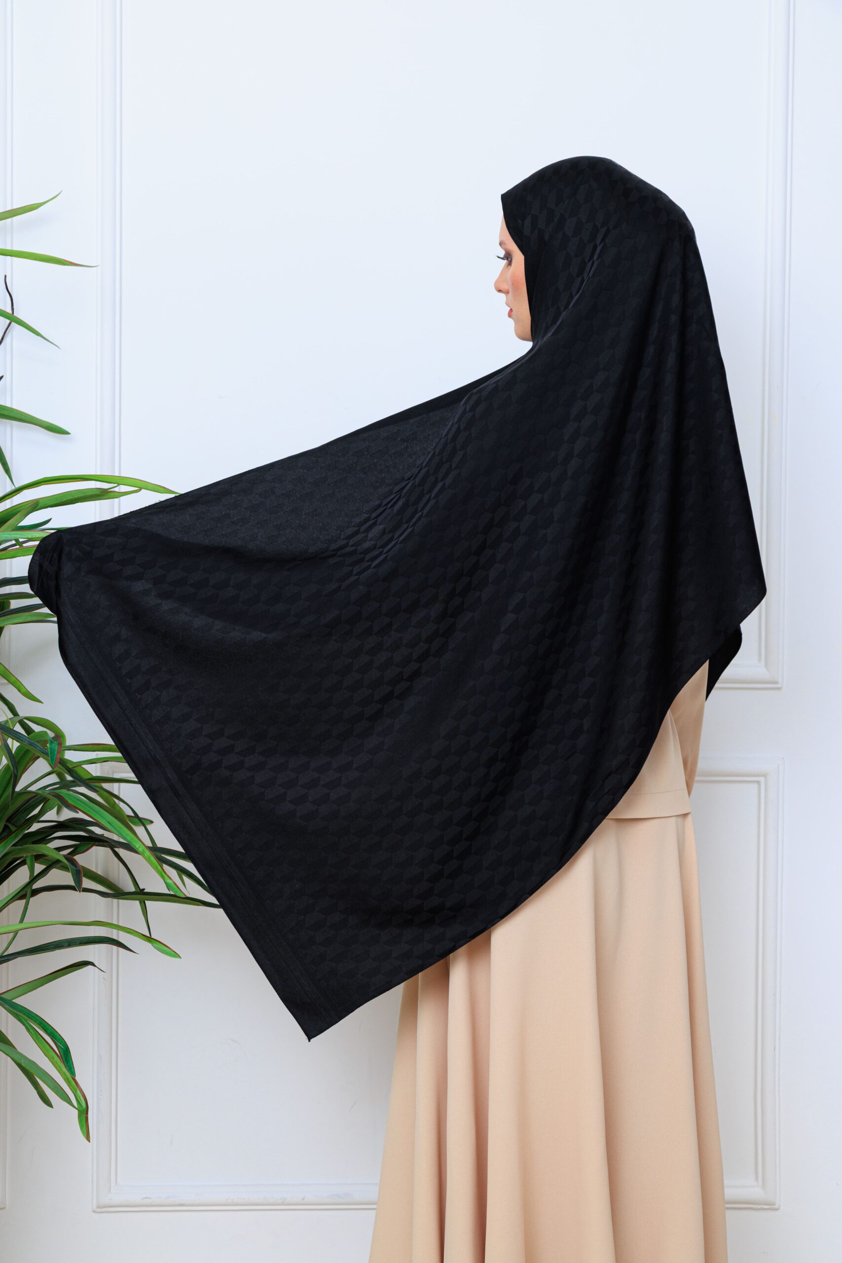 Qoza Desen İpeksi Jakar Şal - Siyah - Görsel 4