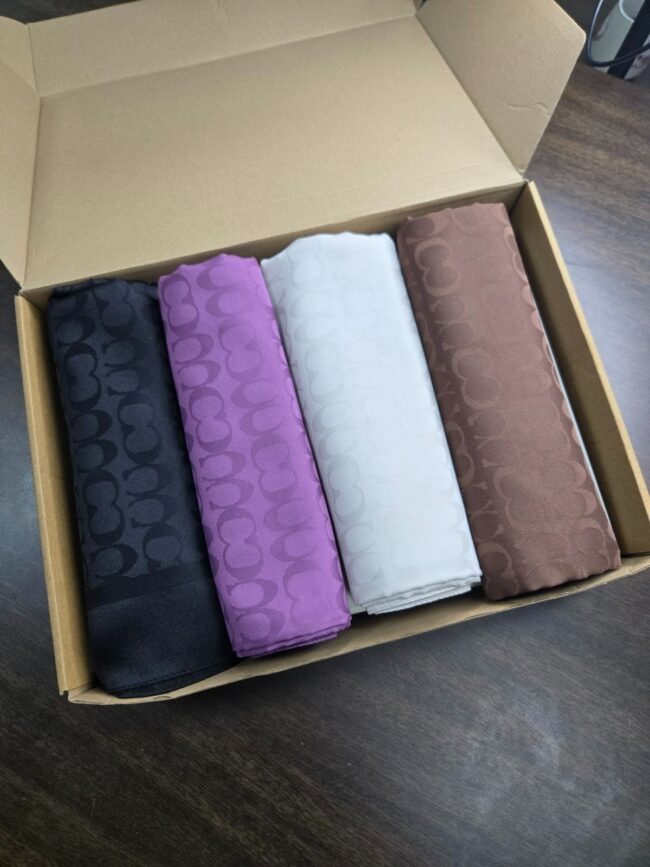 En Çok Satan 4'Lü Coach İthal Pamuk Jakar İpek Şal - KT23141