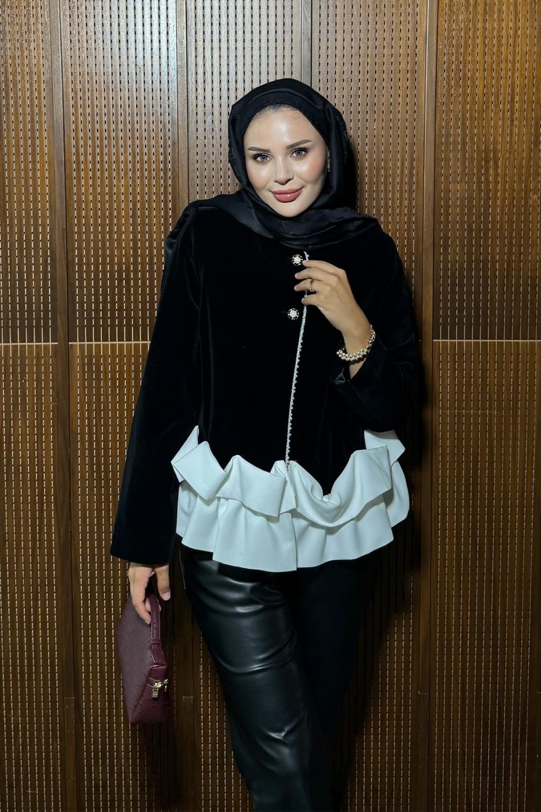 Boncuk Detay Kadife Paris Ceket CKT100262 - Siyah - Görsel 4