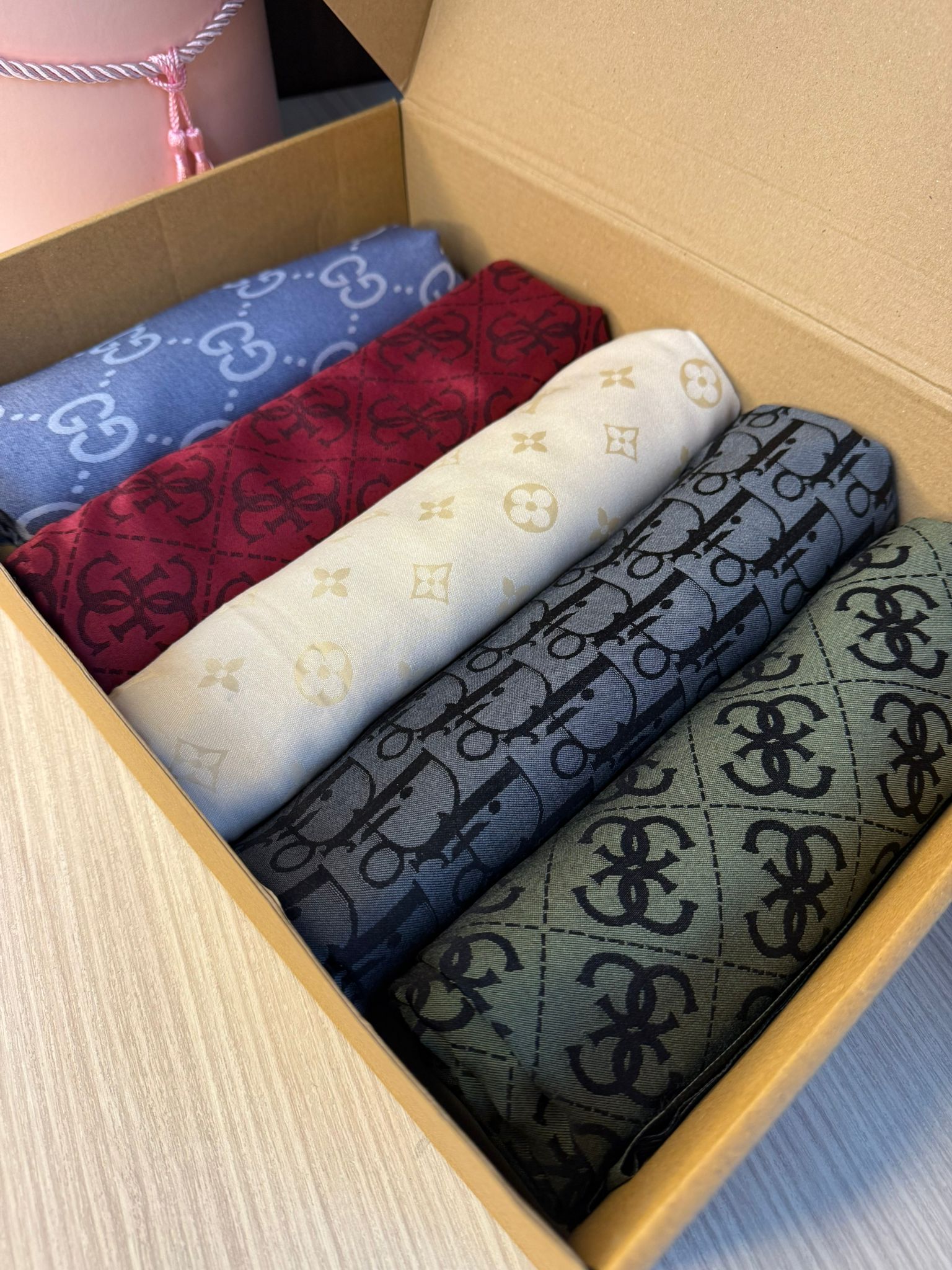 Çok Avantajlı Kutu 5'Li Kaşmir İpek Şal