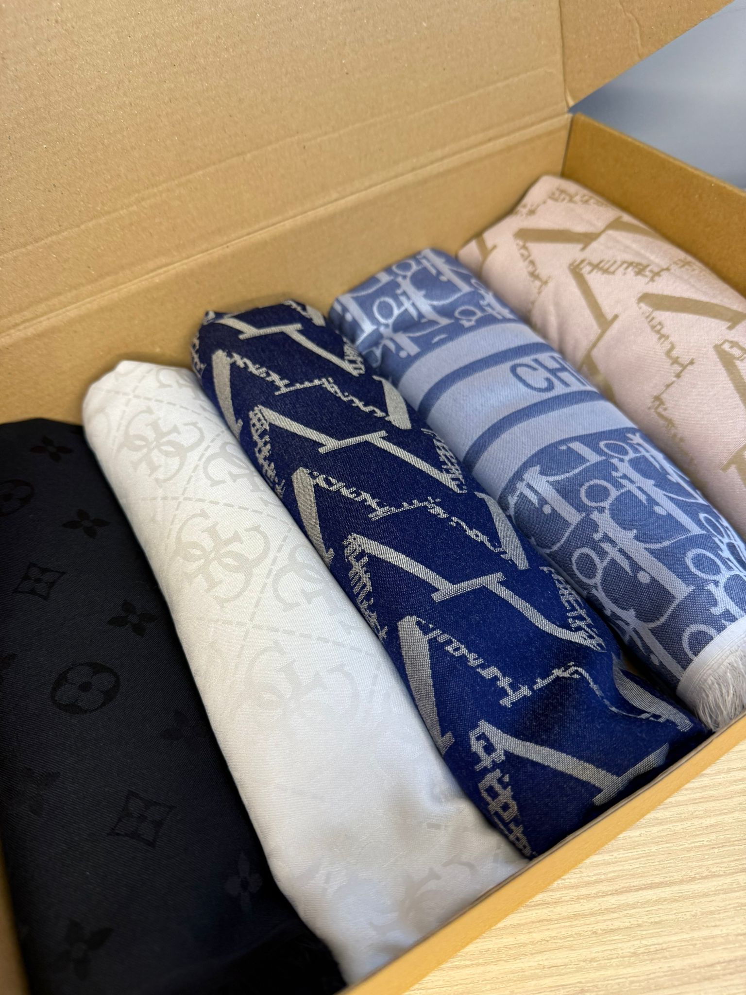 Çok Avantajlı Kutu 5'Li Kaşmir İpek Şal