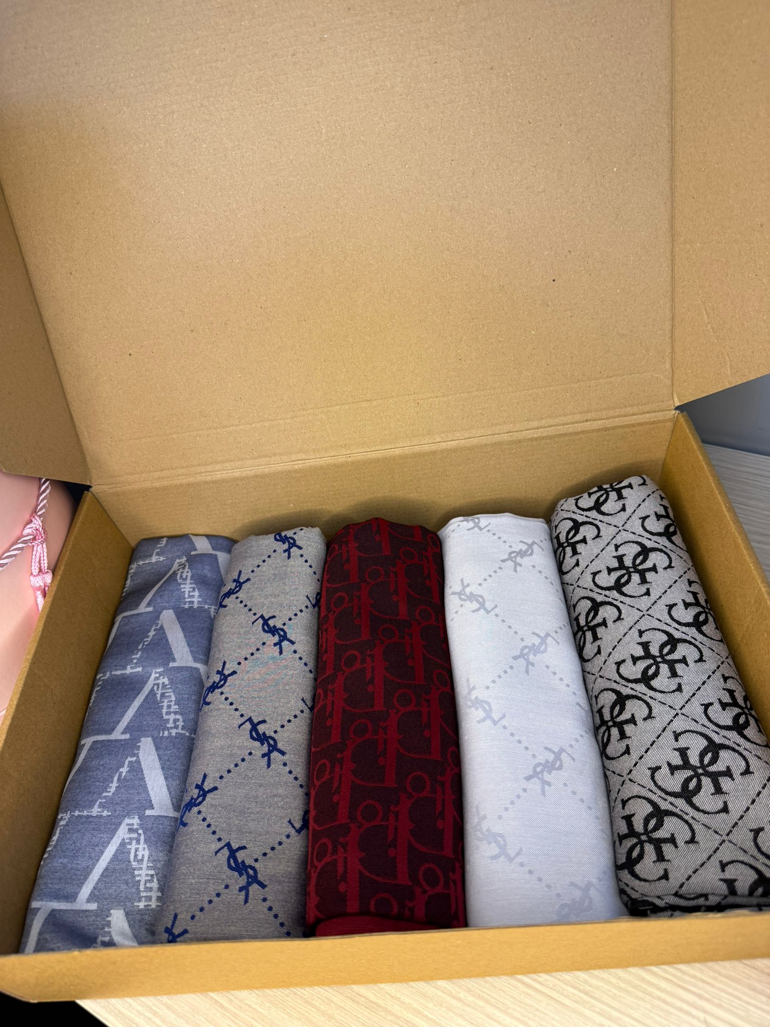 Çok Avantajlı Kutu 5'Li Kaşmir İpek Şal