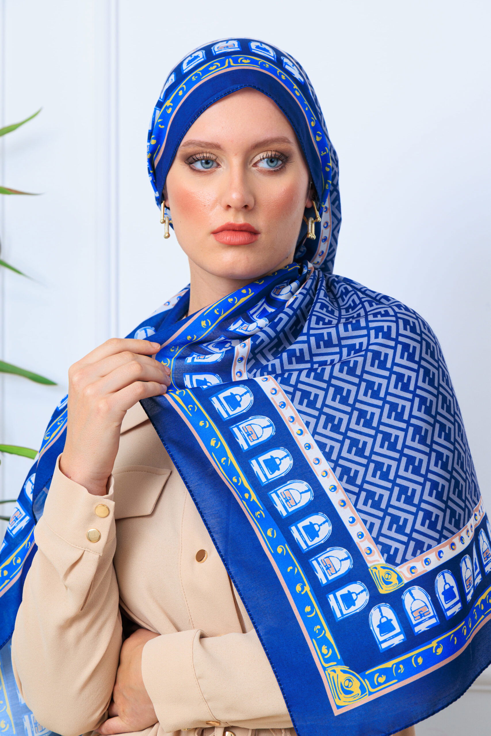 Fendi Monogram Pamuk Soft Şal 64302 - Lacivert - Görsel 2