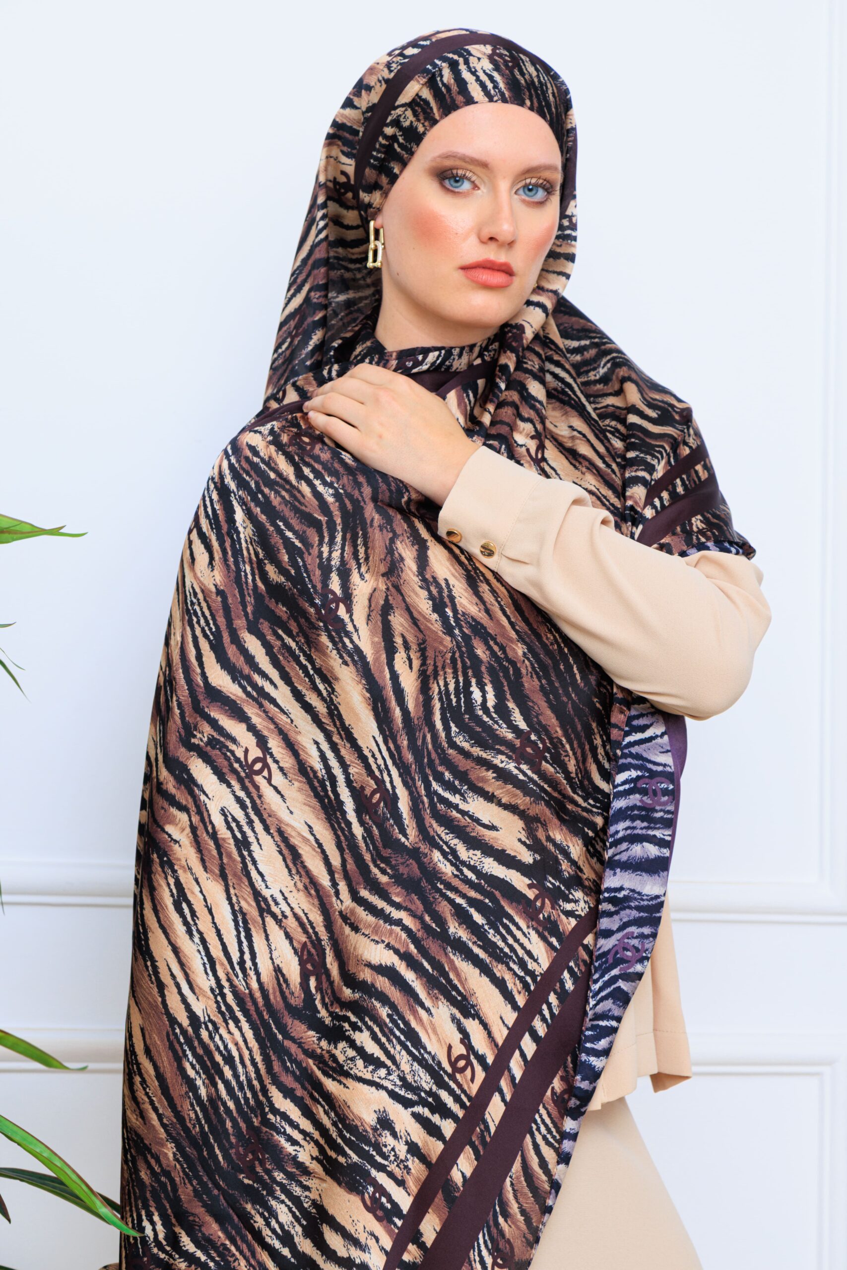 Channel Çizgili leopar çifttaraflı vual ipek şal-43080 Koyu kahve - Görsel 5